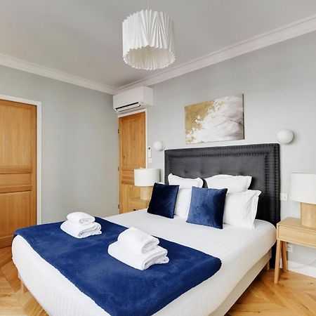 Pick A Flat'S Apartments In Montmartre - Rue Lepic Paris Exterior photo