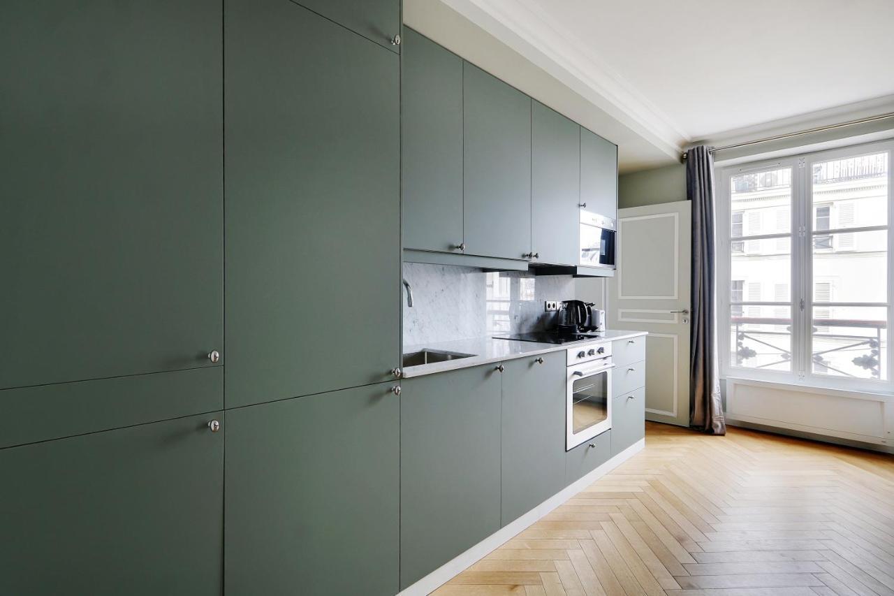 Pick A Flat'S Apartments In Montmartre - Rue Lepic Paris Exterior photo
