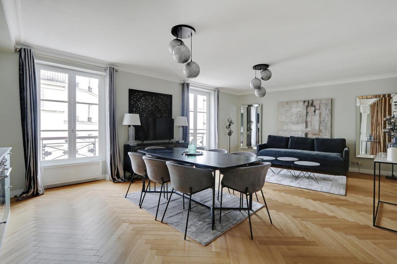 Pick A Flat'S Apartments In Montmartre - Rue Lepic Paris Exterior photo