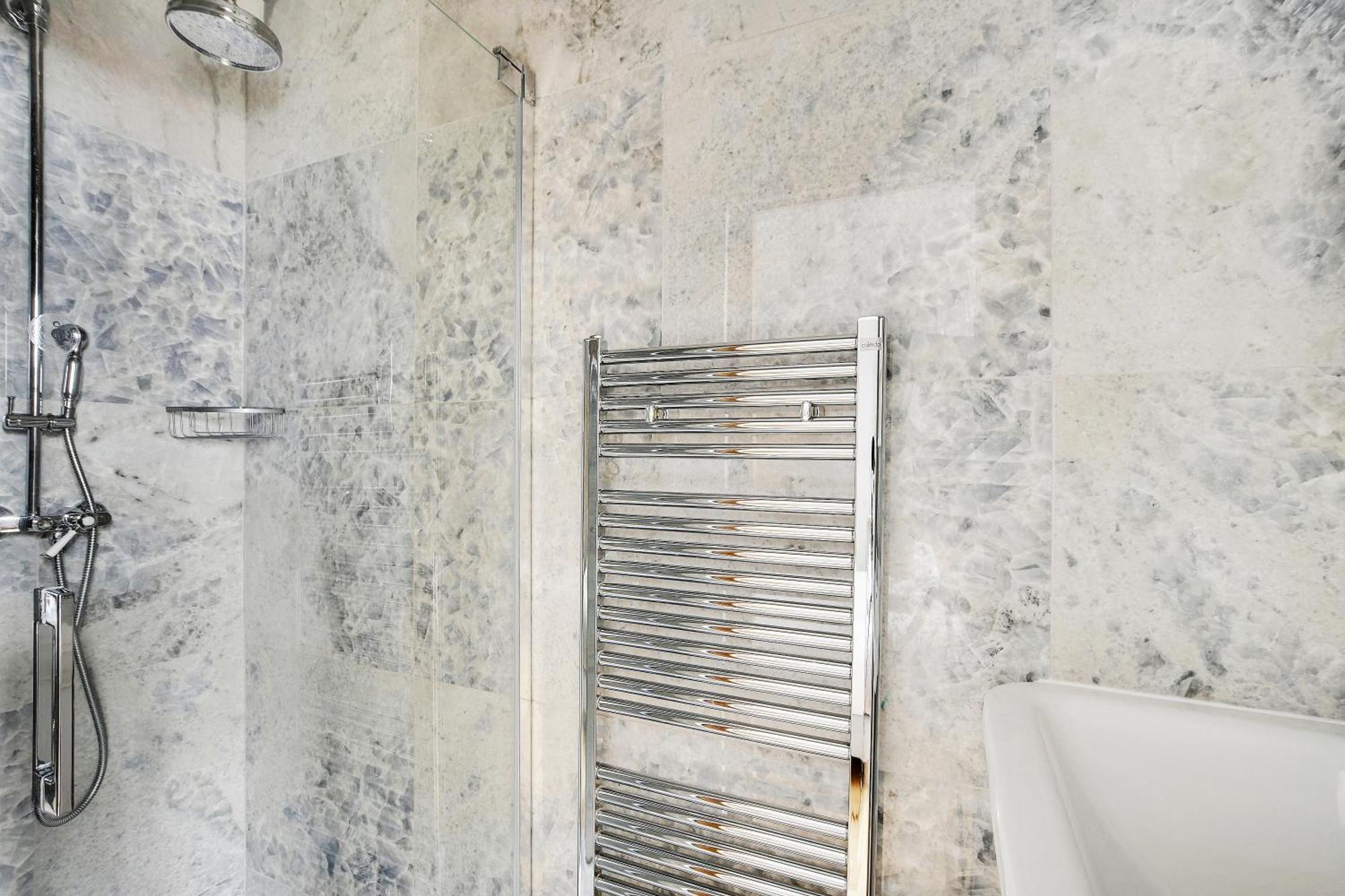 Pick A Flat'S Apartments In Montmartre - Rue Lepic Paris Exterior photo